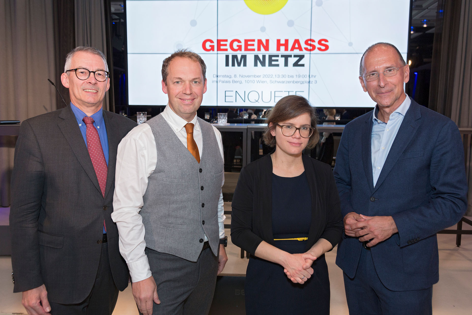v.l.n.r. Harald Schlögel, Johannes Öhlböck, Ingrid Brodnig, Peter Filzmaier